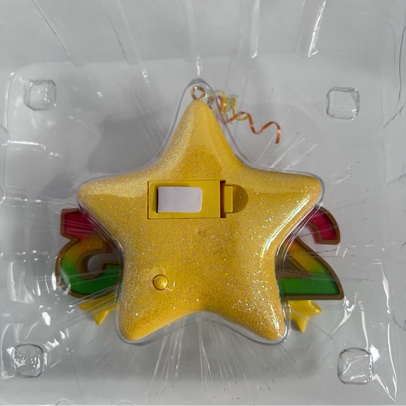 Carlton Cards Heirloom Collection FUN IN 2003 lights up with Fiber Optics - Picture 6 of 6